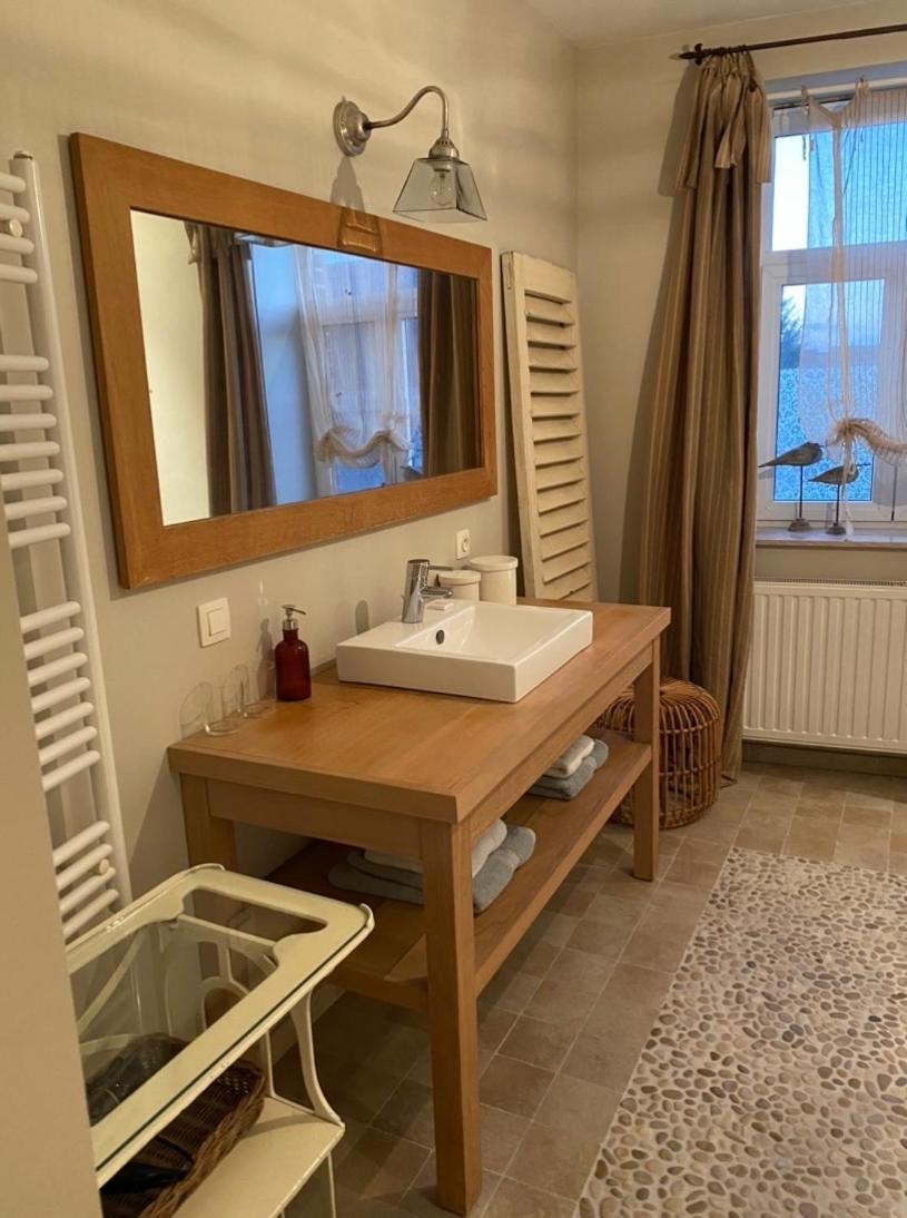 B&B Jadis Et Naguere Noduwez Экстерьер фото